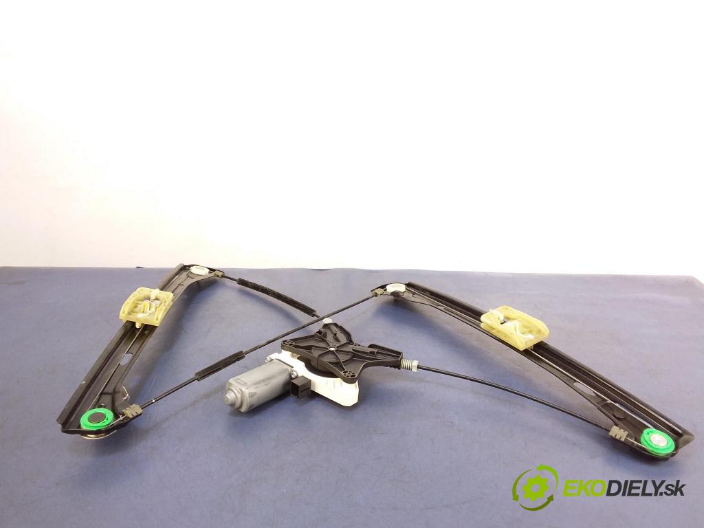 Vw Passat 2016 mechanismus stahování Sklenka: před v pravo: 3G0837462