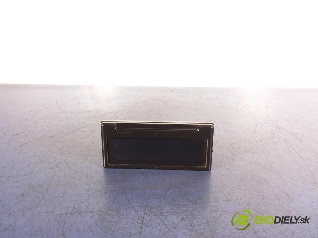 Volvo V50 2006 Zobrazit: Rádio: / GPS 30737809