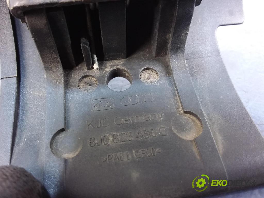 Audi TT 2008 zámek masky: 8J0823480C