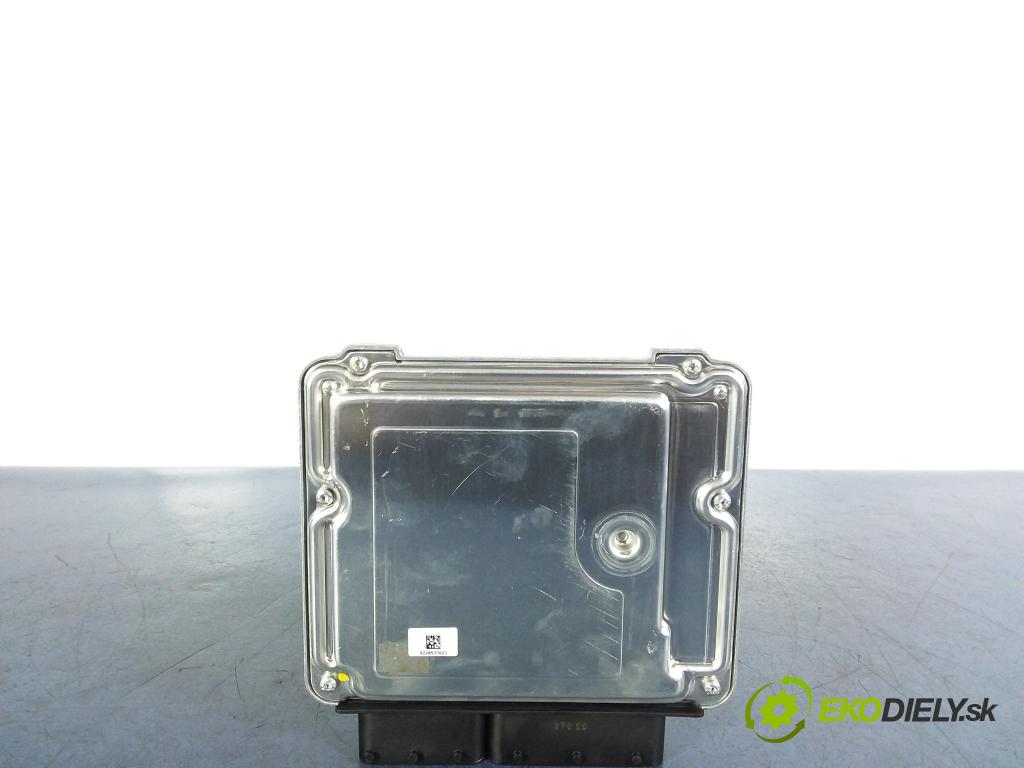 Bmw Seria 4 2013 riadiaca jednotka Motor: 8576344