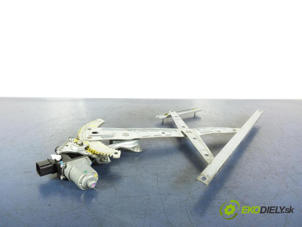Mitsubishi Space Star 2015 mechanismus stahování Sklenka: před v pravo: 5713A382