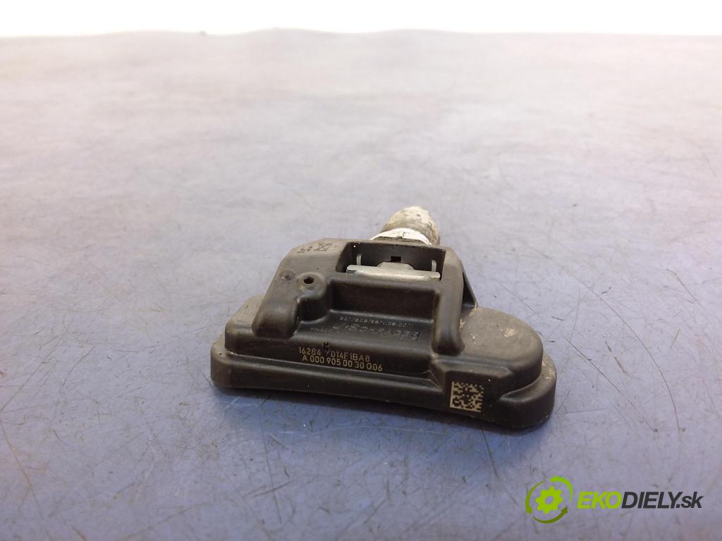 Mercedes B-klasa 2012 snímač Tlak Pneumatiky: A0009050030Q06