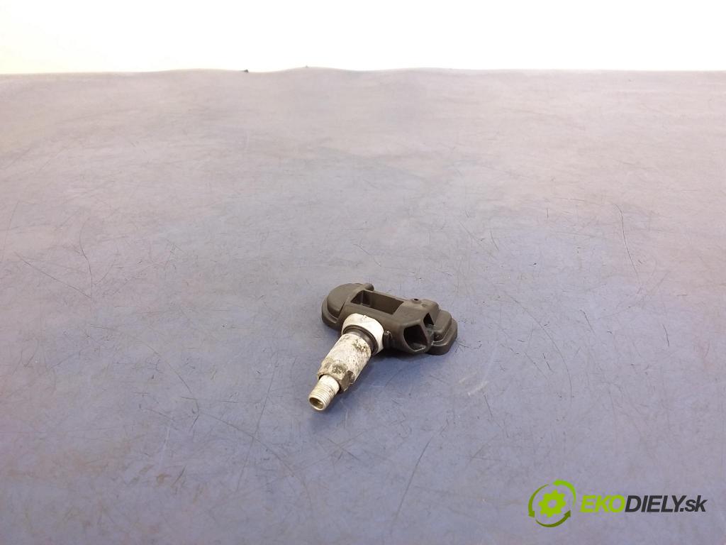 Mercedes B-klasa 2012 snímač Tlak Pneumatiky: A0009050030Q06