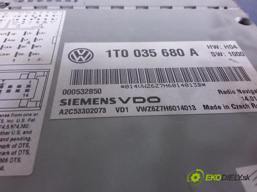 Vw Passat 2008 Radio I Navigácia: 1T0035680A