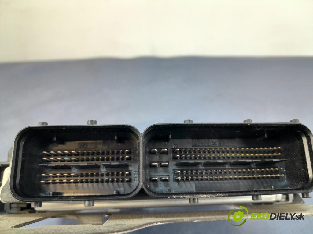 Vw Touran 2006 riadiaca jednotka Motor: 03G906021DM