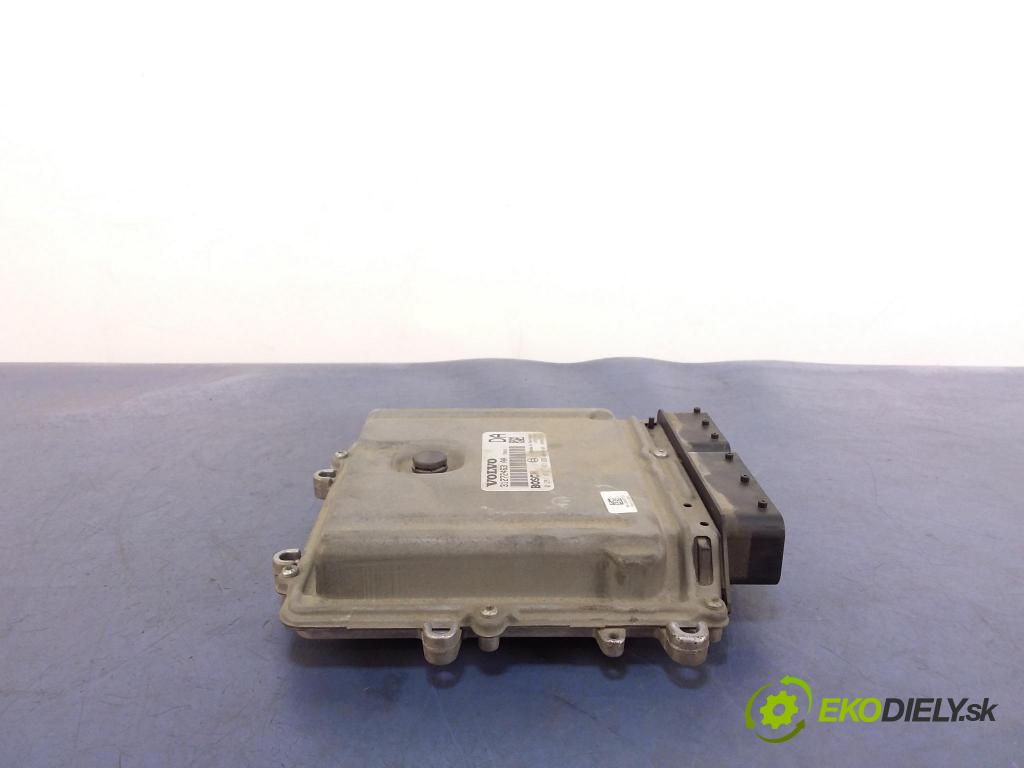 Volvo S60/V70 2008 riadiaca jednotka Motor: 31272463