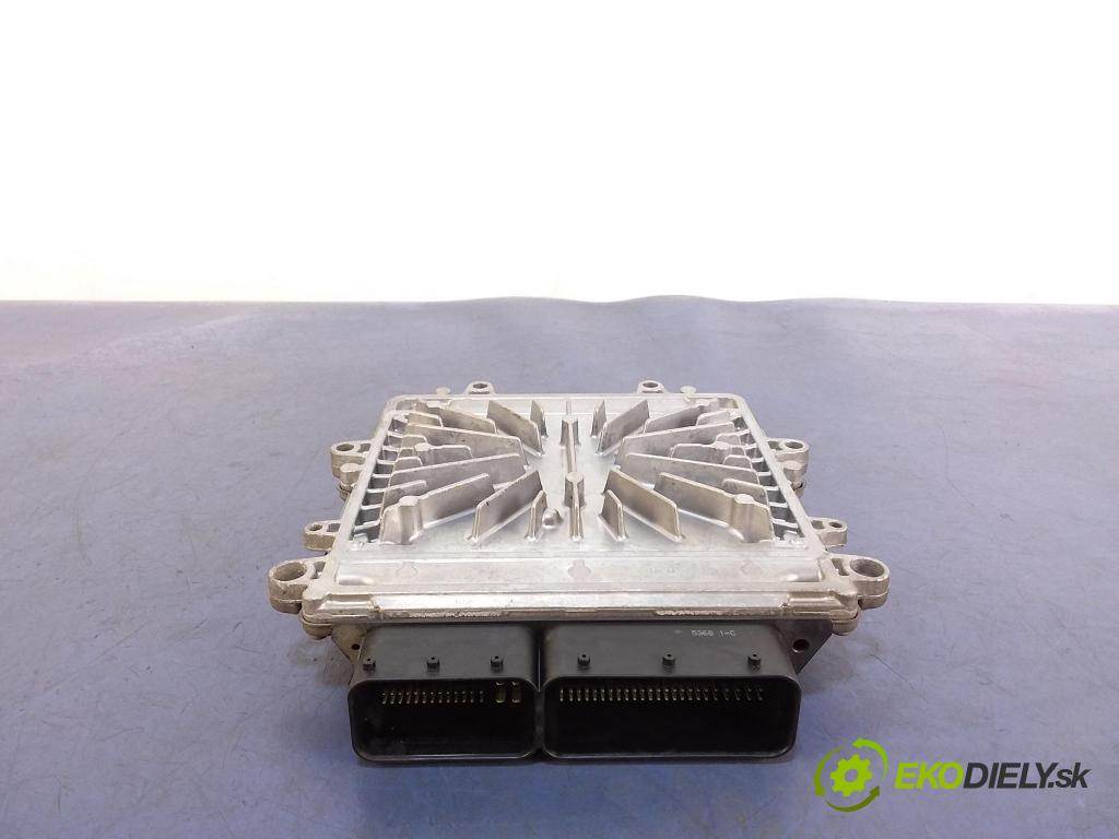 Volvo S60/V70 2008 riadiaca jednotka Motor: 31272463
