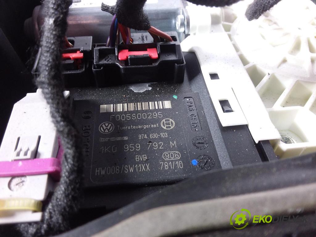 Seat Leon 2007 mechanismus stahování Sklenka: před v pravo: 1P0837402E