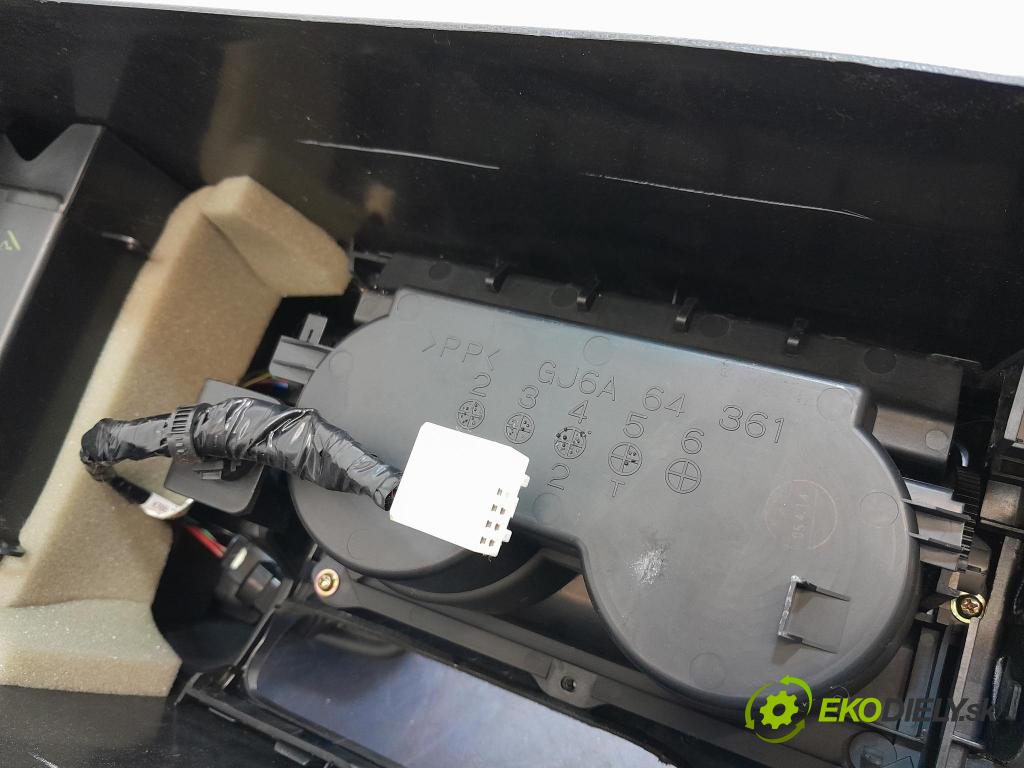 Mazda 6 2005 operadlo 