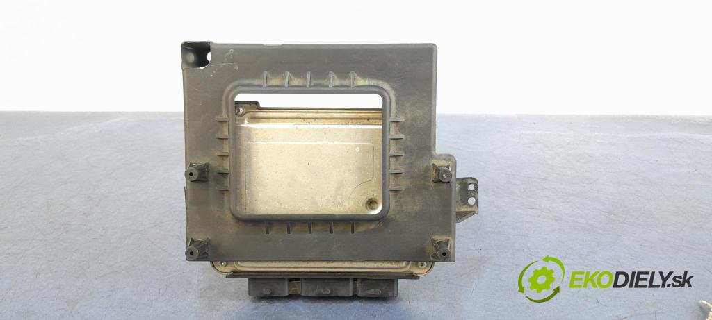 Citroen C5 2007 riadiaca jednotka Motor: 9661971380