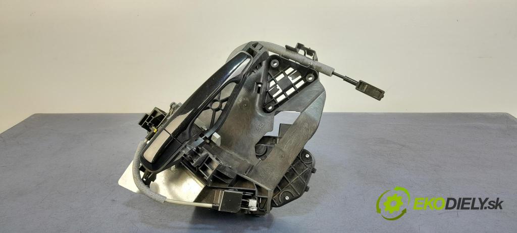 Volvo Xc60 2011 zámok dvere zad v pravo: 30753338