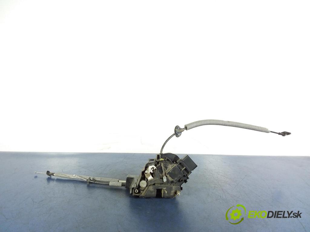 Volvo Xc60 2011 zámek dveře před Levý: 30799308