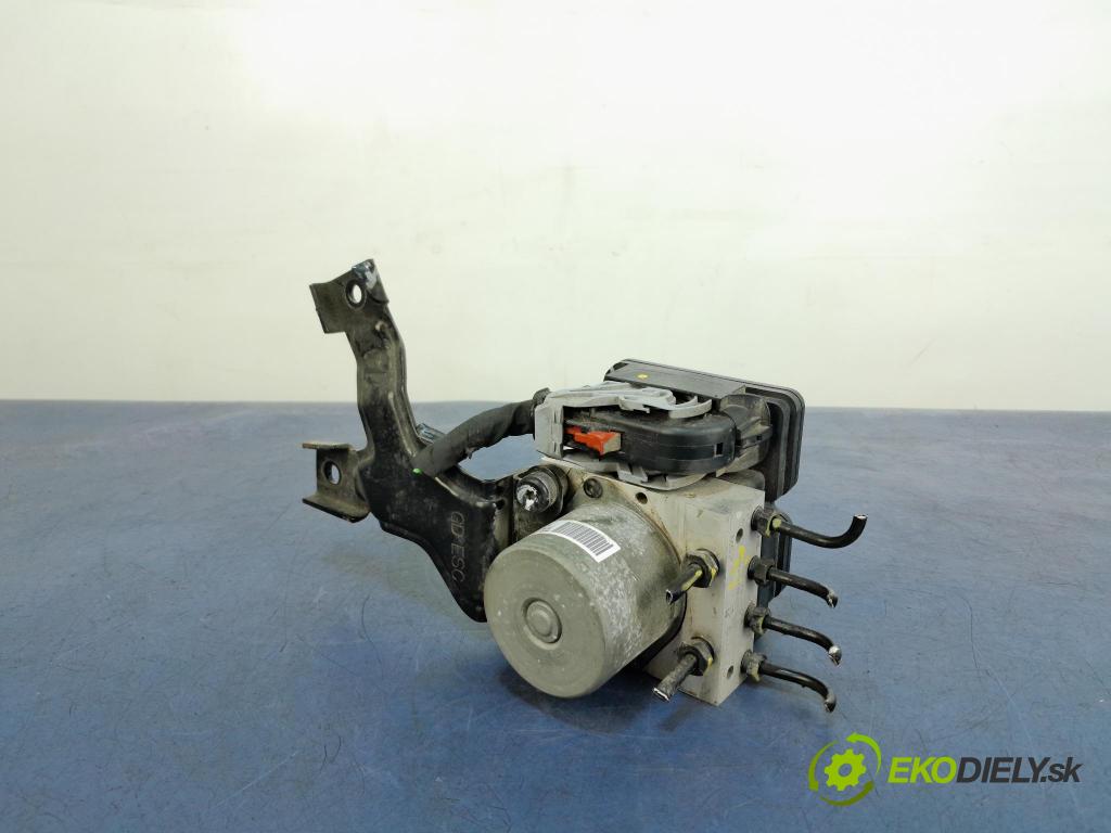 Hyundai I30 2015 čerpadlo ABS x 58900-A6230