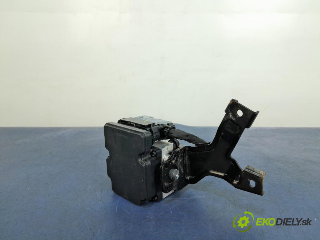 Hyundai I30 2015 čerpadlo ABS x 58900-A6230