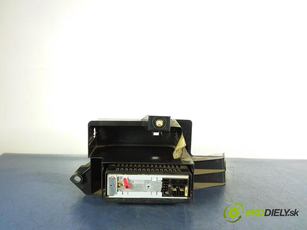 Audi A4 2006 Radio I Navigácia: 8e9035201