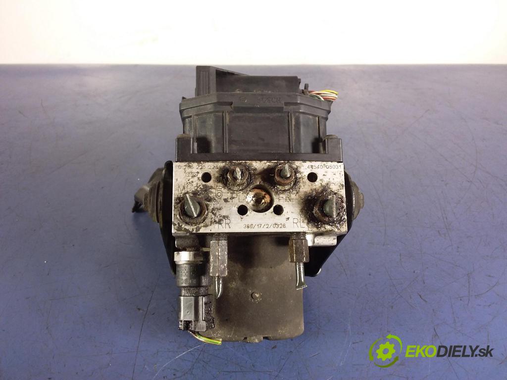 Toyota Avensis 2003 čerpadlo ABS x 44540-05031