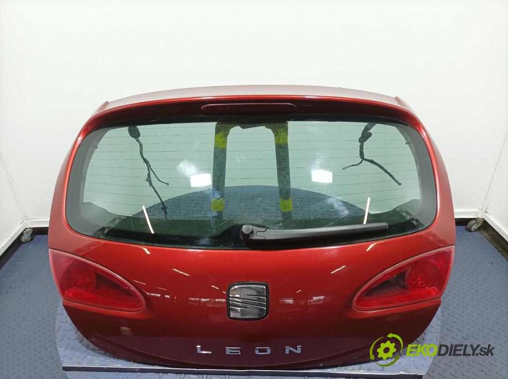 Seat Leon 2007 zadna dveře kufra: kufra: