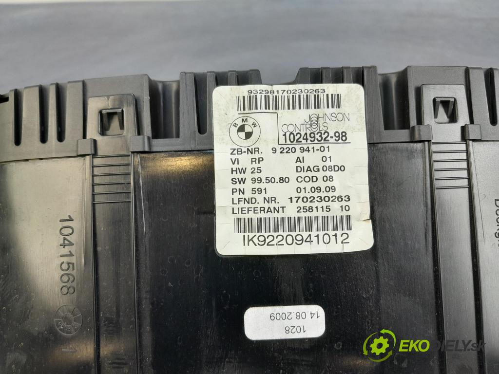 Bmw Seria 1 2009 prístrojovka/ budíky 9220941
