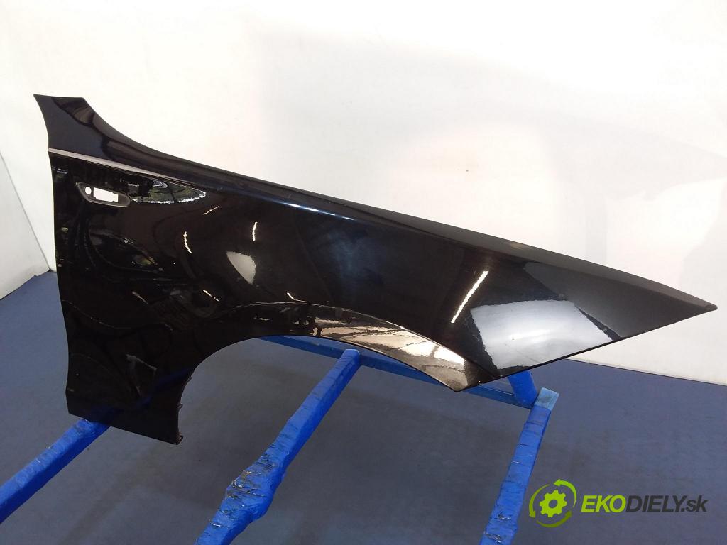 Bmw Seria 1 2009 blatnik před v pravo: