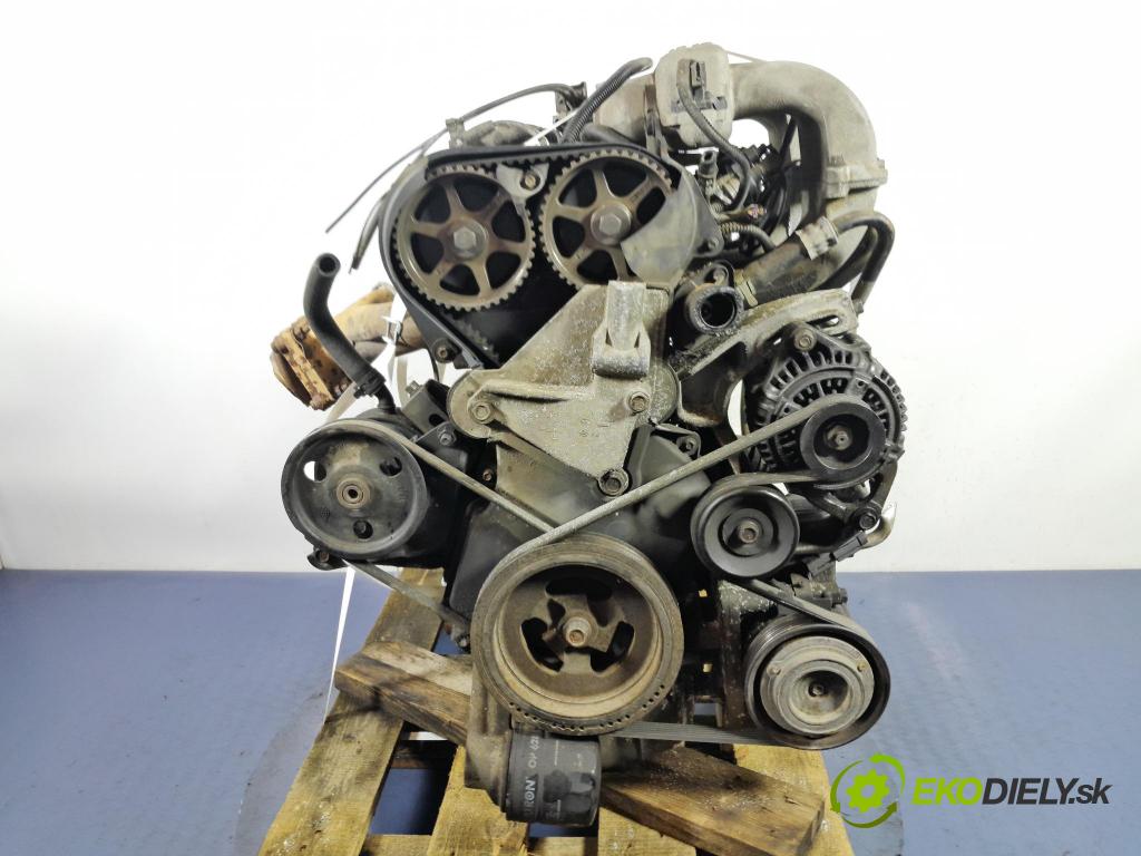 Chrysler Voyager 2000 motor Benzín 01