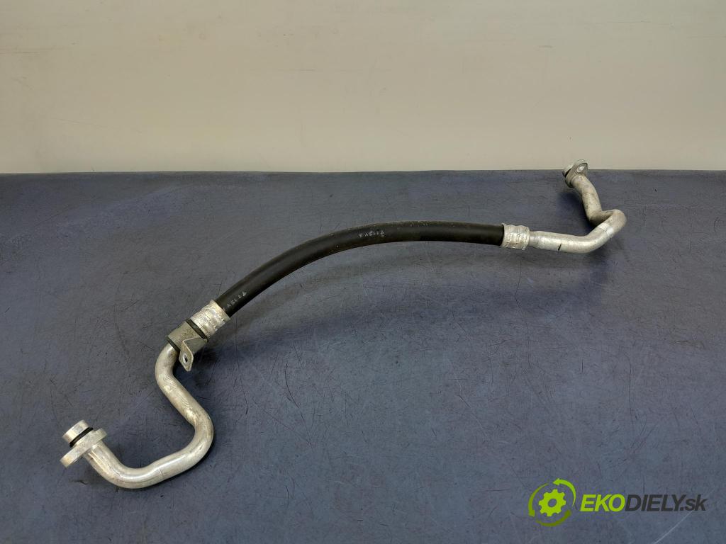 Infiniti Q50 2017 rúrka Klimatizácia: