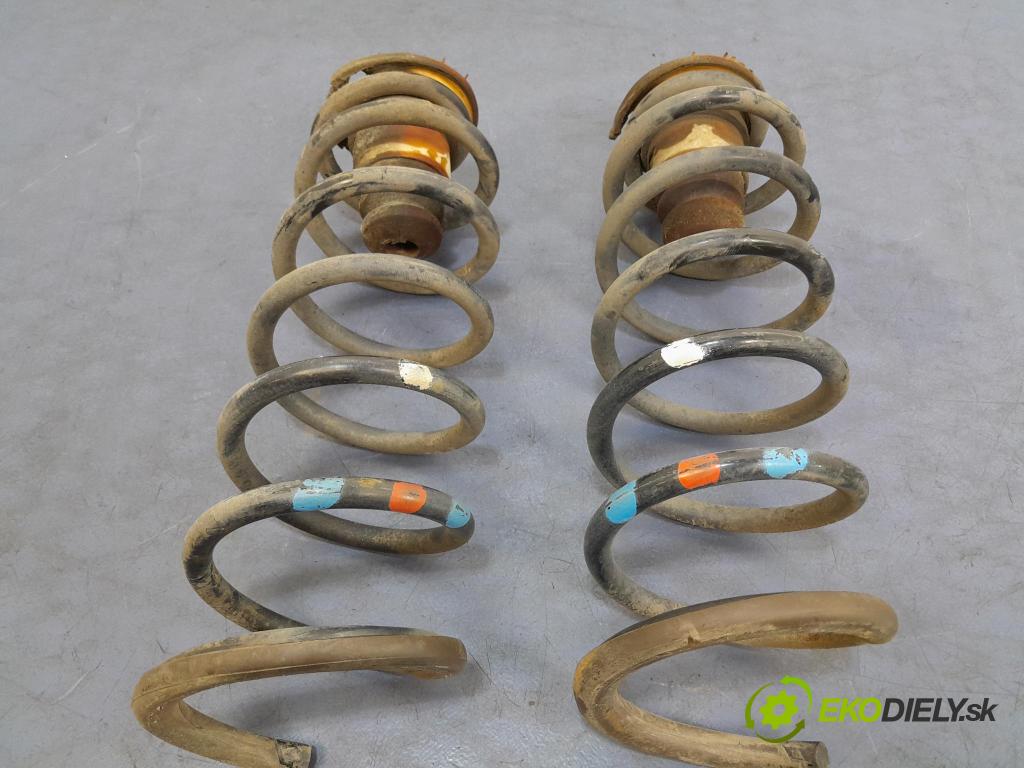 Citroen C4 picasso 2008 pružina zad