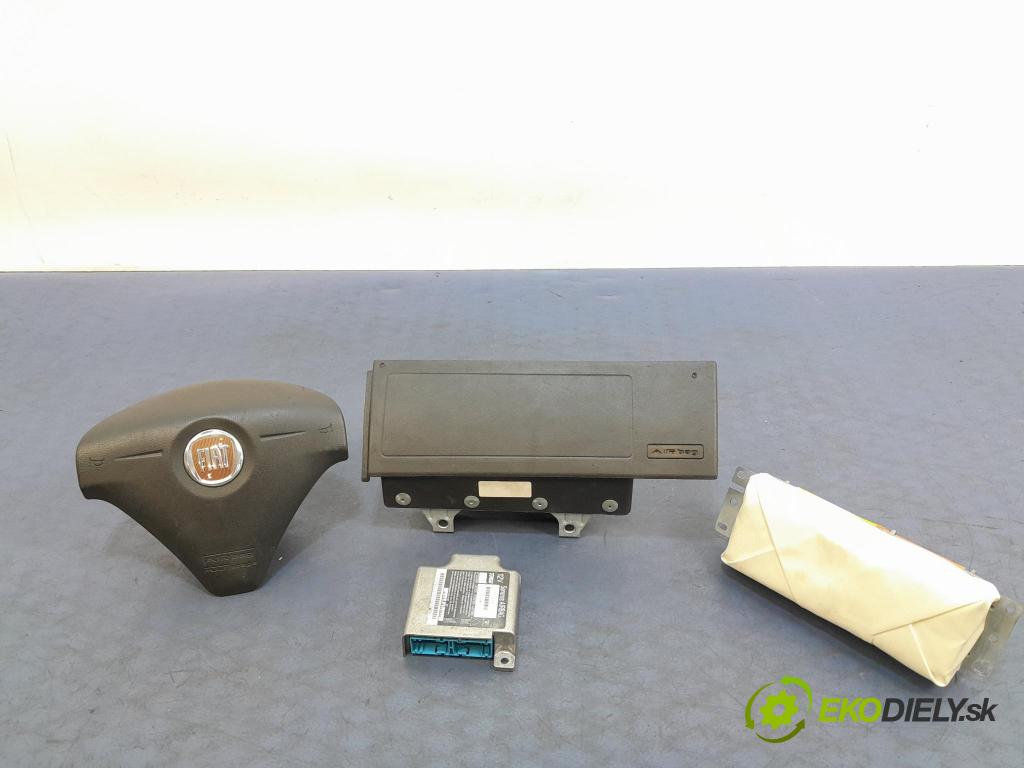 Fiat Croma 2010 kokpit,pristrojová doska