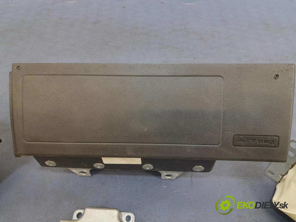 Fiat Croma 2010 kokpit,pristrojová doska