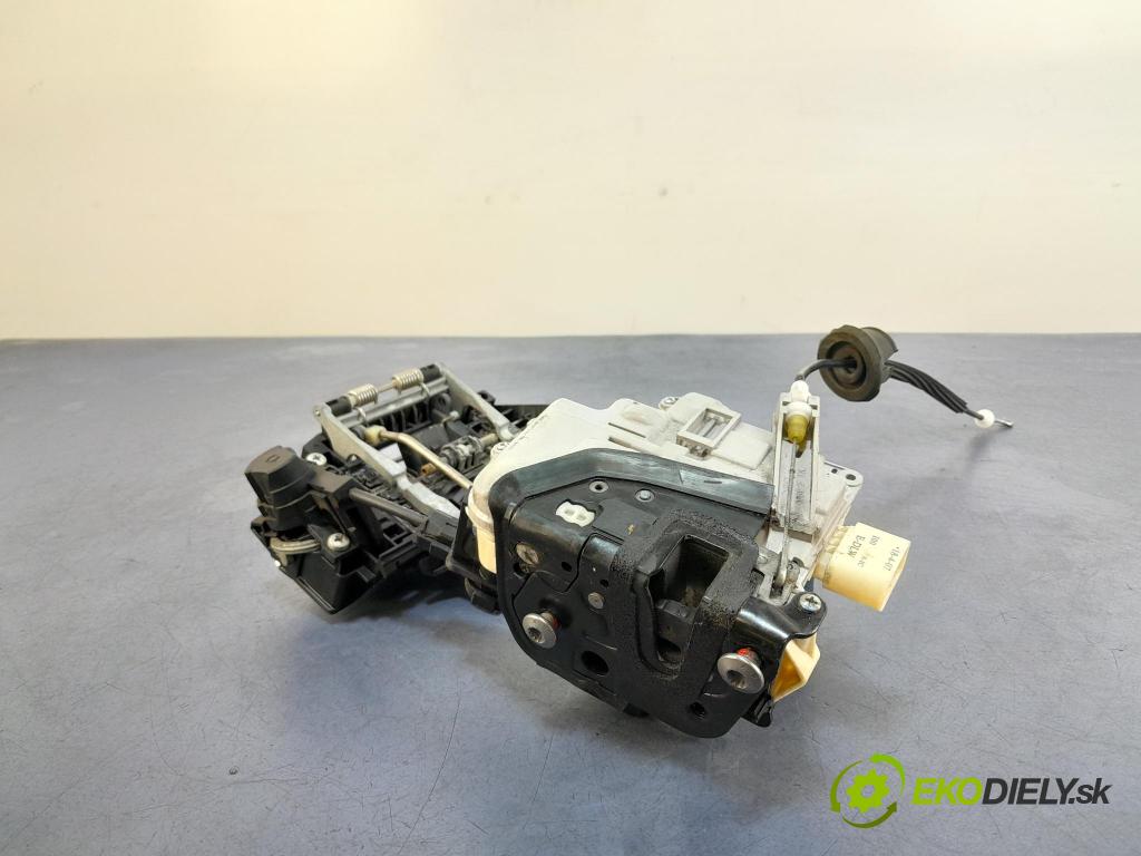 Audi A8 2007 zámek dveře před Levý: 4E1837015E