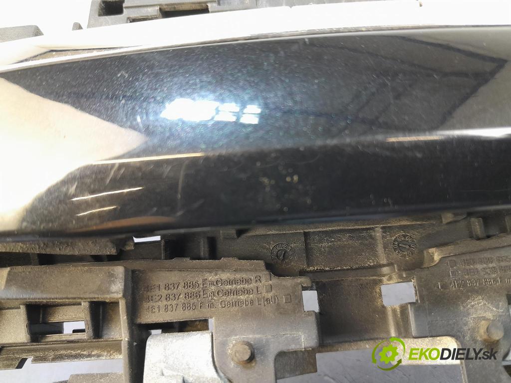 Audi A8 2007 zámek dveře Zad: v pravo: 4F0839016