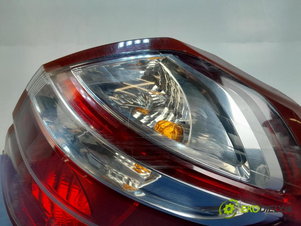Subaru Outback 2008 svetlo / reflektor zad Prava: Vonkajsia: 220-20952