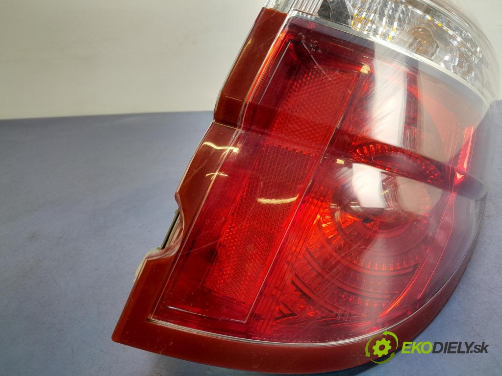 Subaru Outback 2008 svetlo / reflektor zad Prava: Vonkajsia: 220-20952