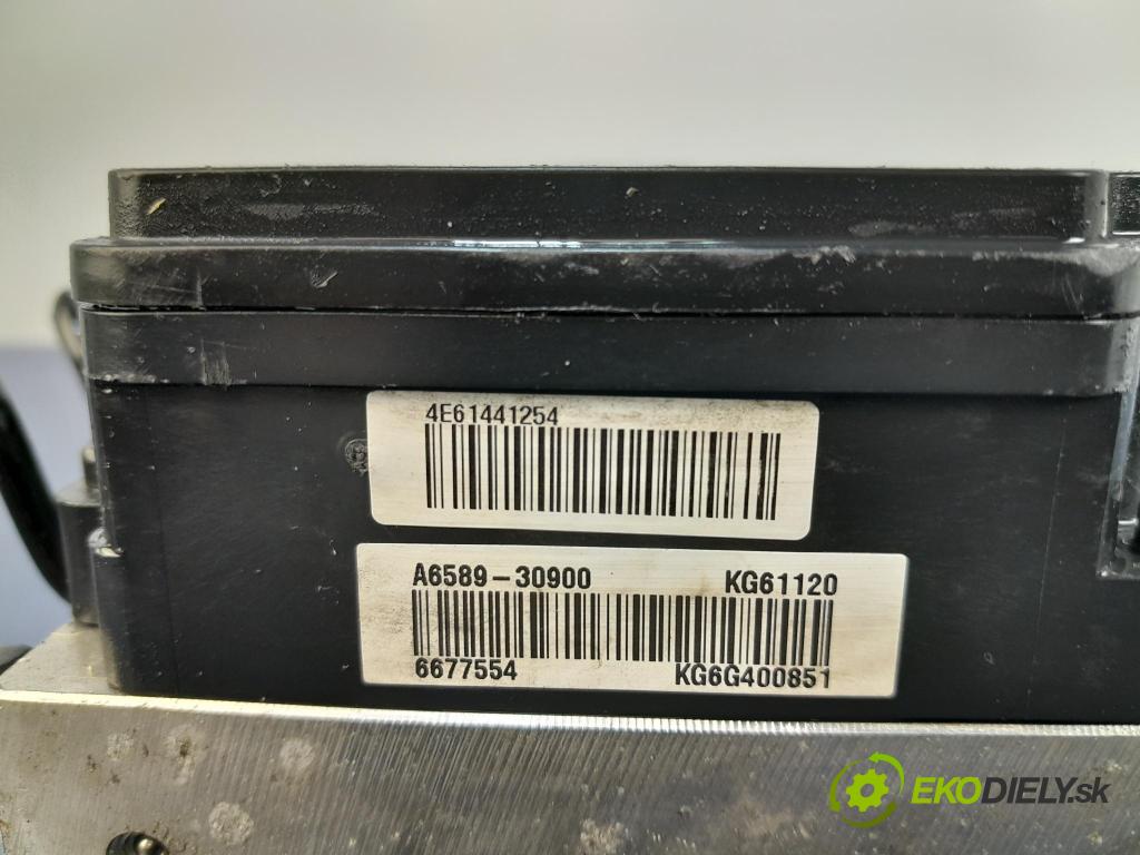 Hyundai I30 2016 čerpadlo ABS x 58900-A6330