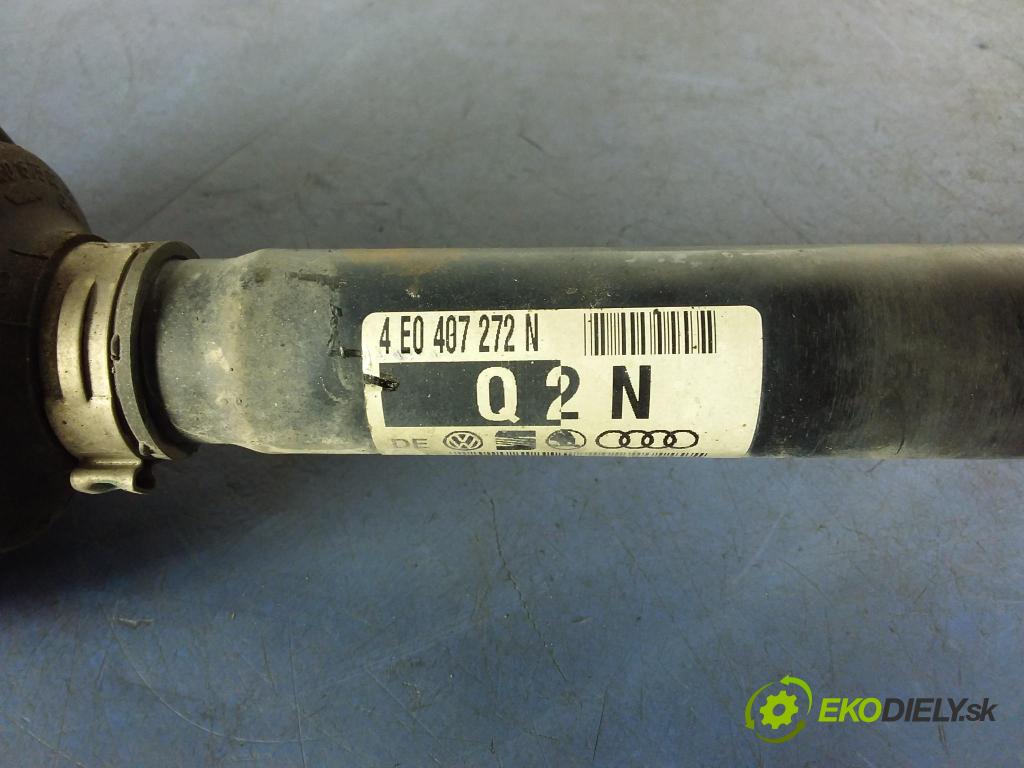 Audi A8 2008 poloos Prava: Predné 4E0407272N