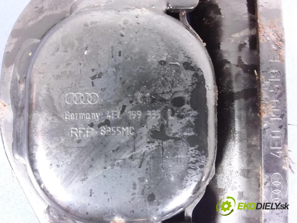 Audi A8 2008 výztuha narazník před 4E0199519F