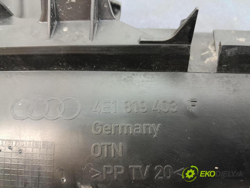 Audi A8 2008 torpédo 4E1819403F