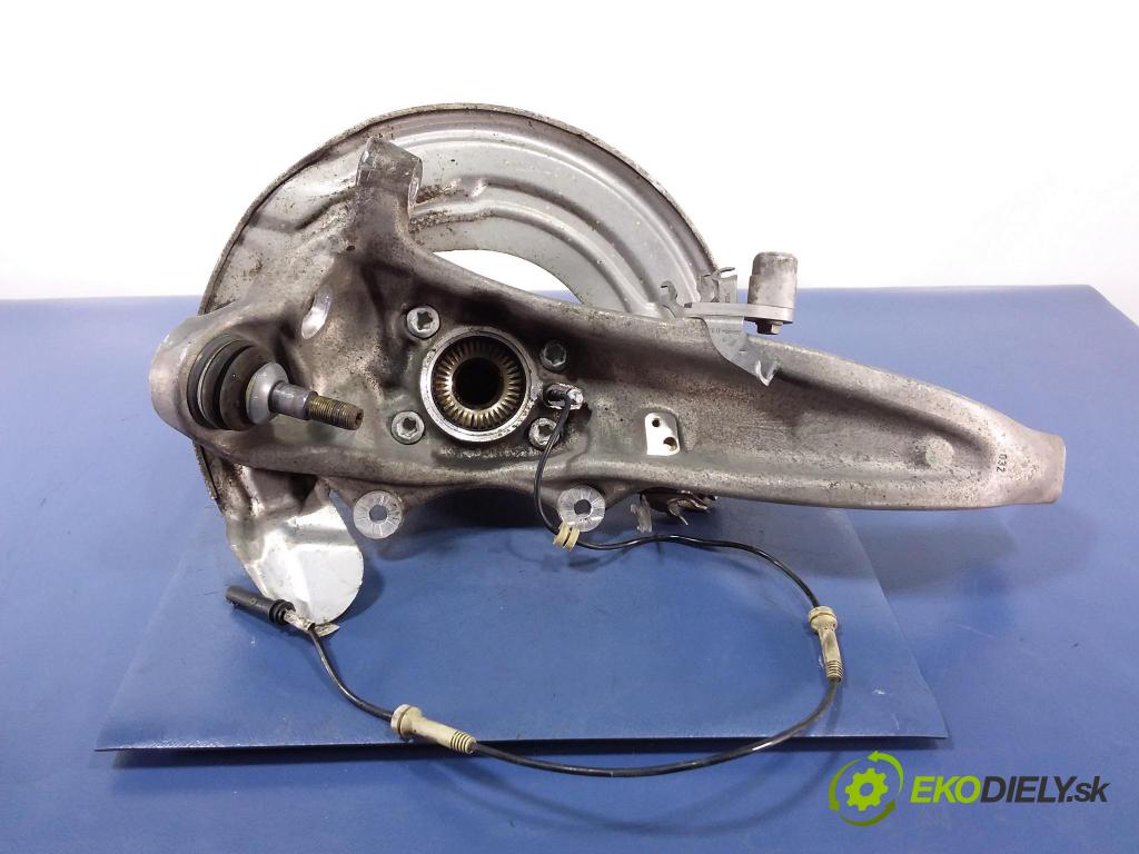 Bmw Seria 7 2016 náboj Prava: 6879172