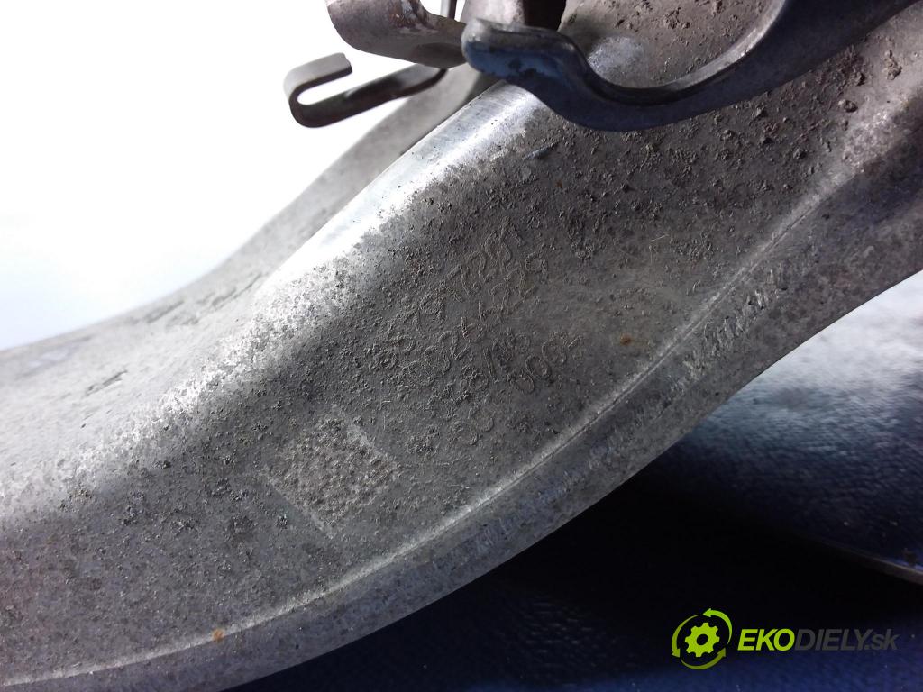 Bmw Seria 7 2016 náboj Prava: 6879172