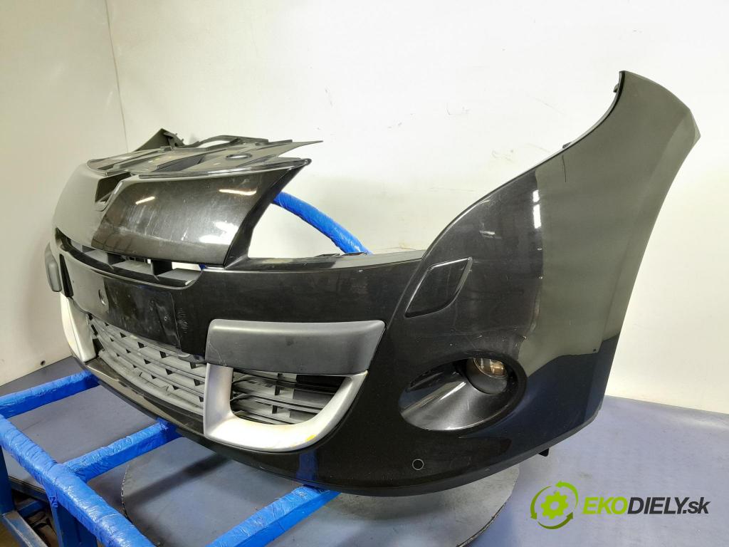 Renault Megane 2008 nárazník před