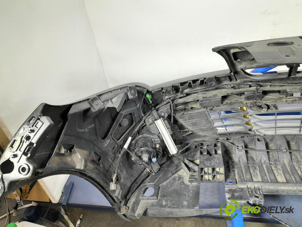 Renault Megane 2008 nárazník před