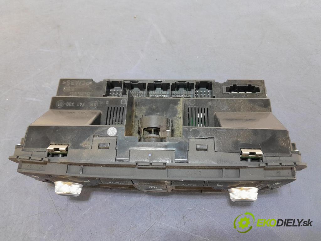 Audi A8 2004 prepínač Klimatizácia: Prúd vzduchu: 4E0820043A