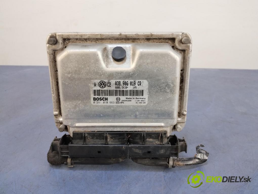 Vw Golf 2001 riadiaca jednotka Motor: 038906019cr