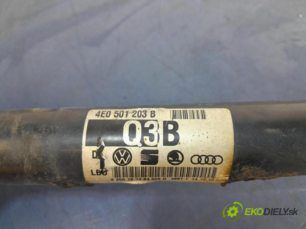 Audi A8 2004 poloos Prava: zad 4E0501203B