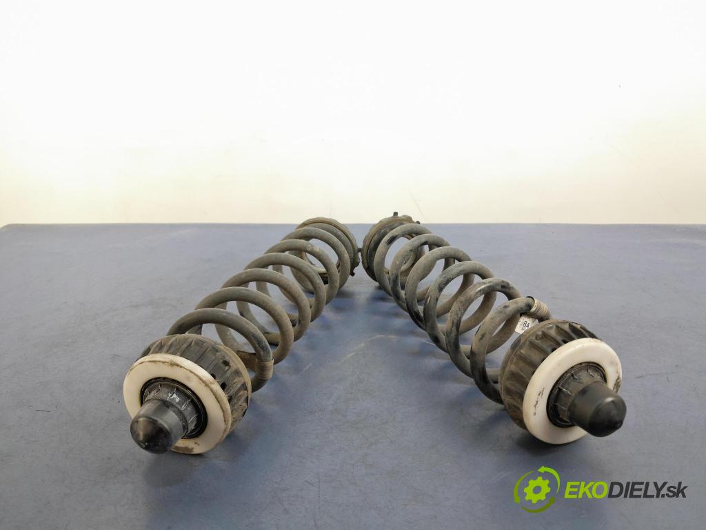 Bmw Seria 3 2020 pružina zad