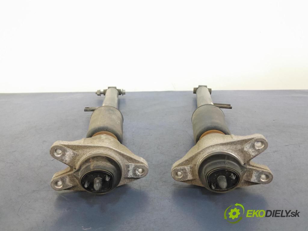 Bmw Seria 3 2020 tlmič zad Vľavo.: 22326183
