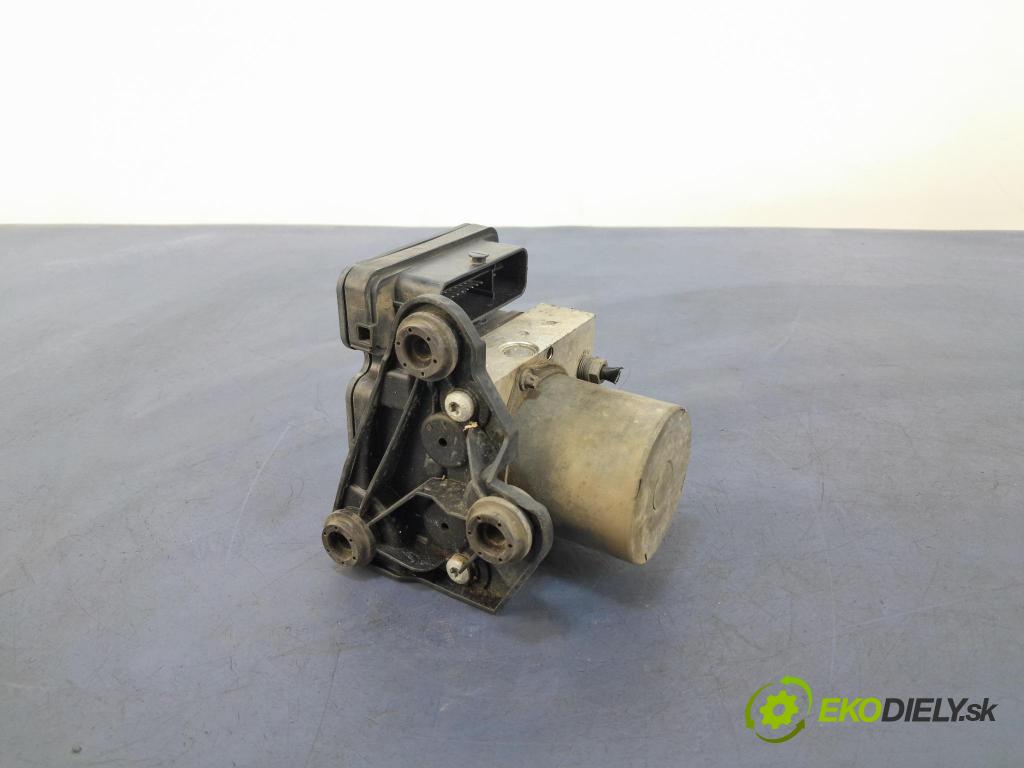 Seat Ibiza 2018 čerpadlo ABS x 2Q0614517AA