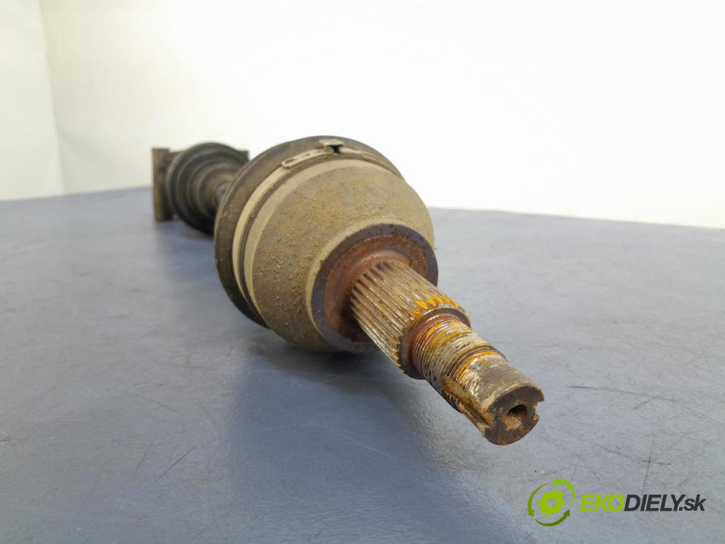 Alfa romeo 159 2005 poloos Prava: Predné
