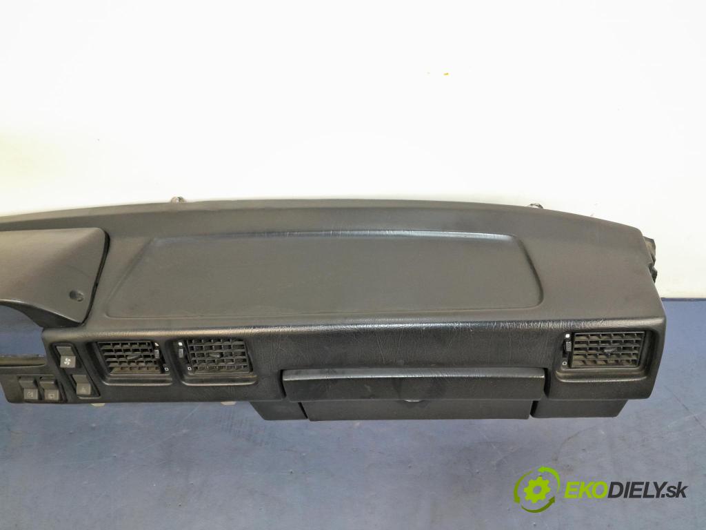 Fso Polonez caro 1996 kokpit,pristrojová doska