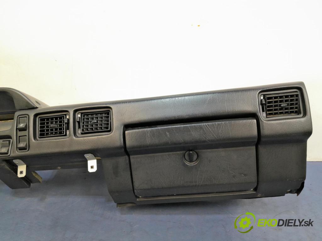 Fso Polonez caro 1996 kokpit,pristrojová doska