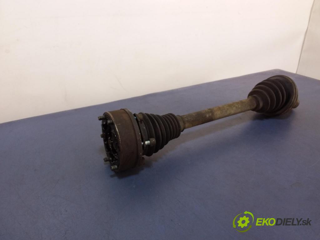 Vw Touran 2005 poloos ľavá Predné
